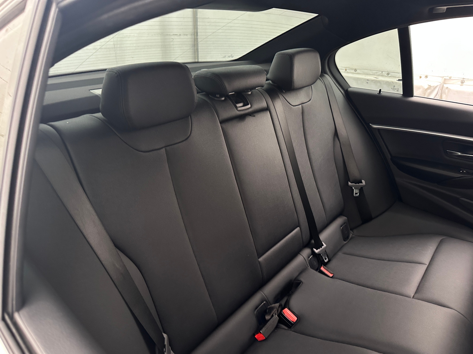 Thumbnail: 2017 BMW 3 Series - 5