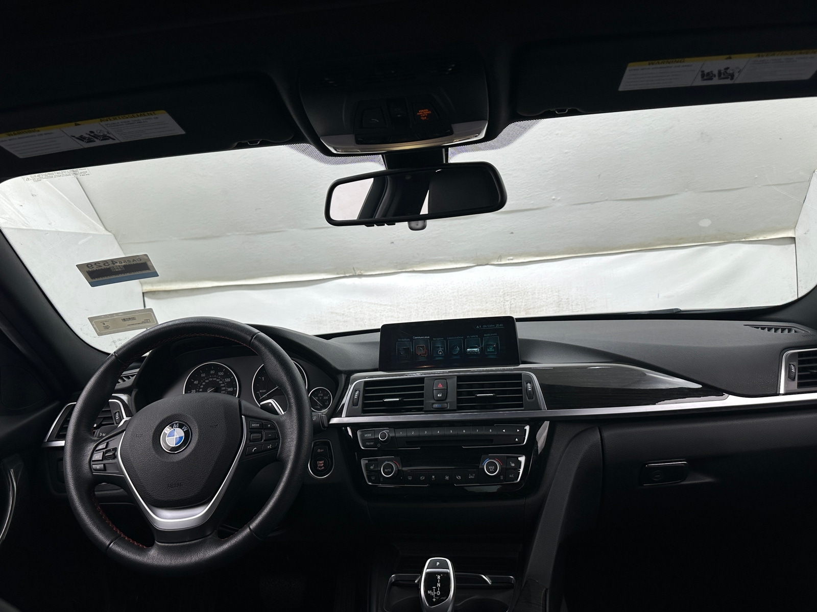 Thumbnail: 2017 BMW 3 Series - 2