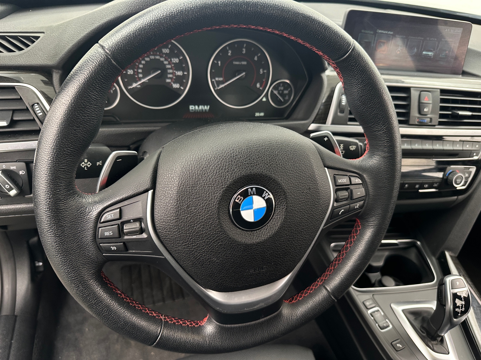 Thumbnail: 2017 BMW 3 Series - 4