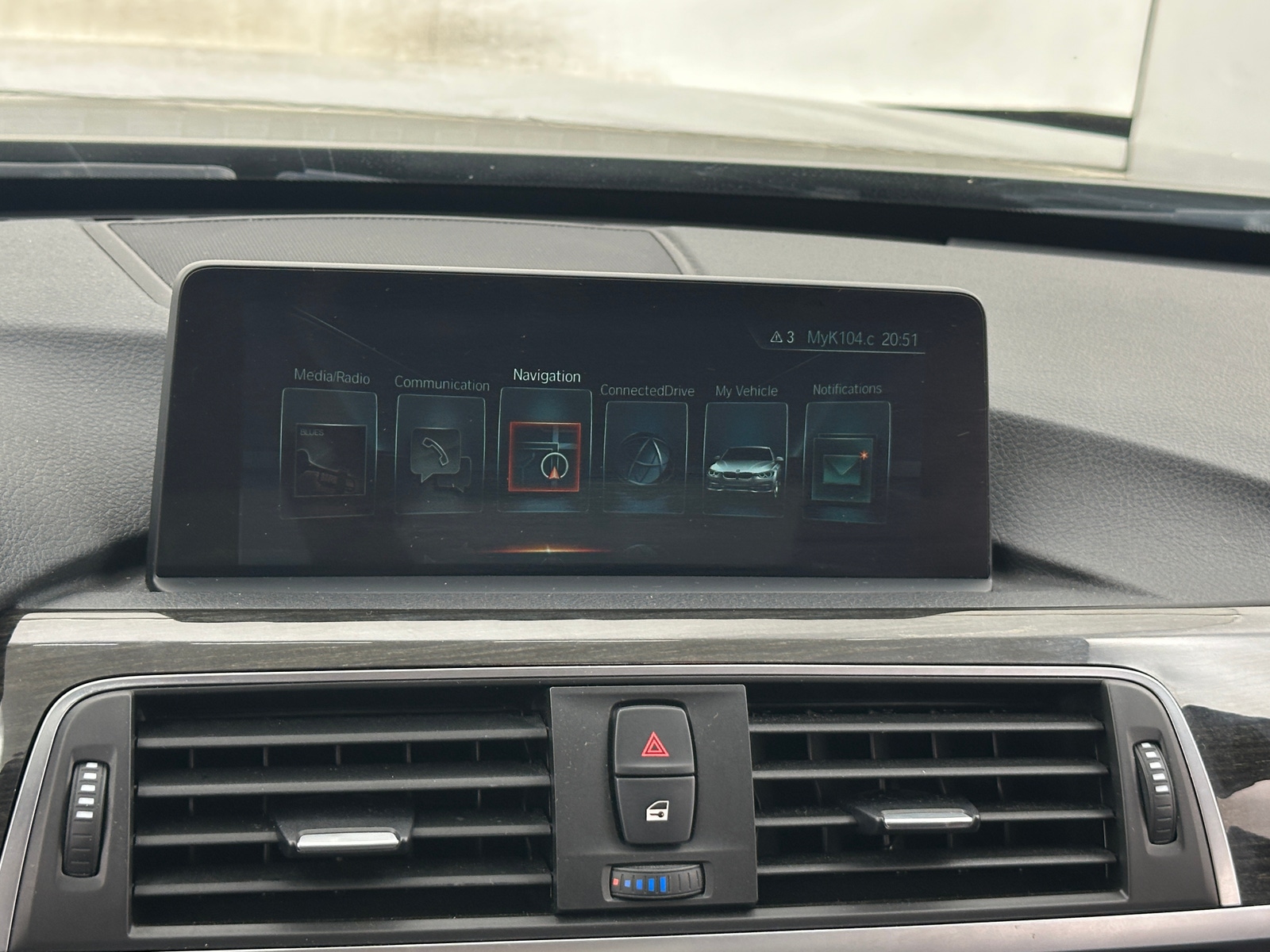 Thumbnail: 2017 BMW 3 Series - 3