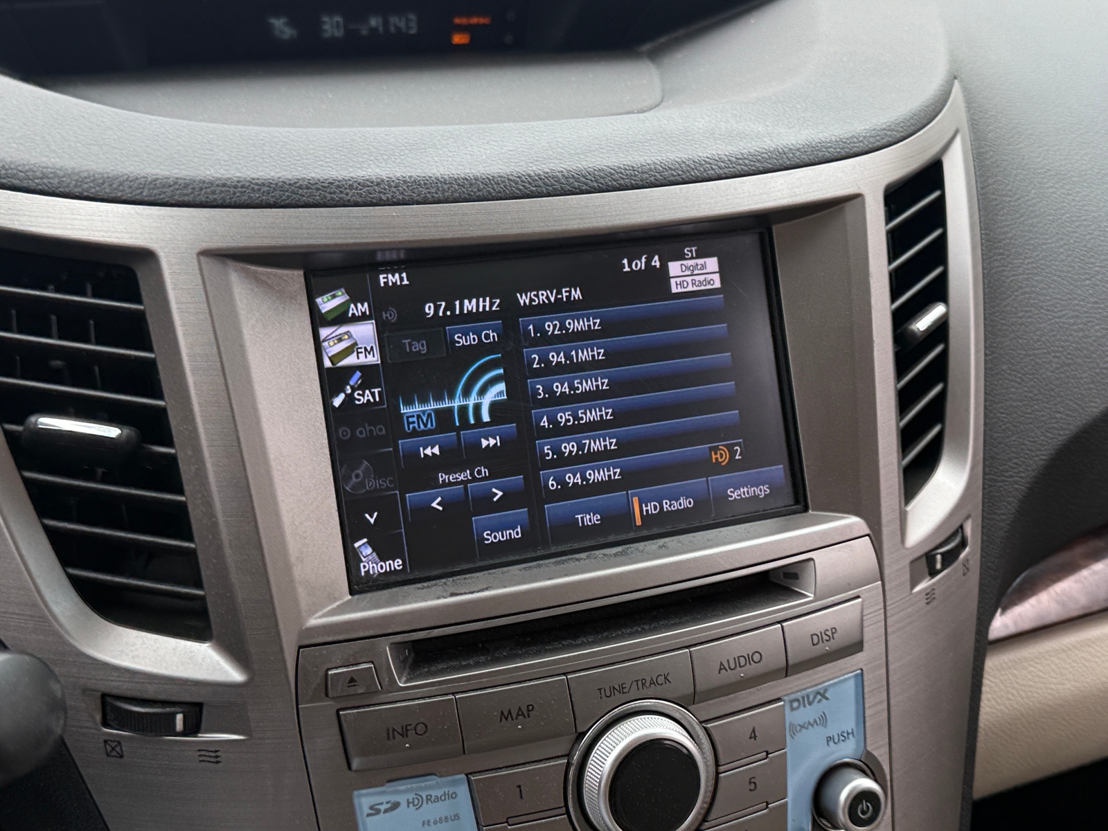 Thumbnail: 2013 Subaru Legacy - 3