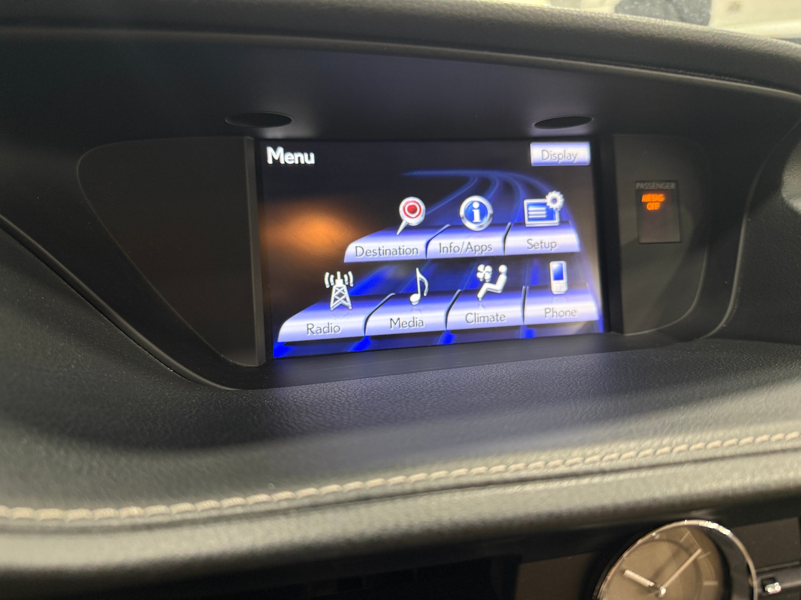 Thumbnail: 2014 Lexus ES - 3