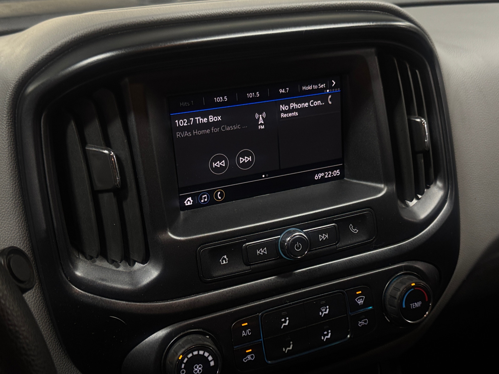 Thumbnail: 2021 Chevrolet Colorado - 4