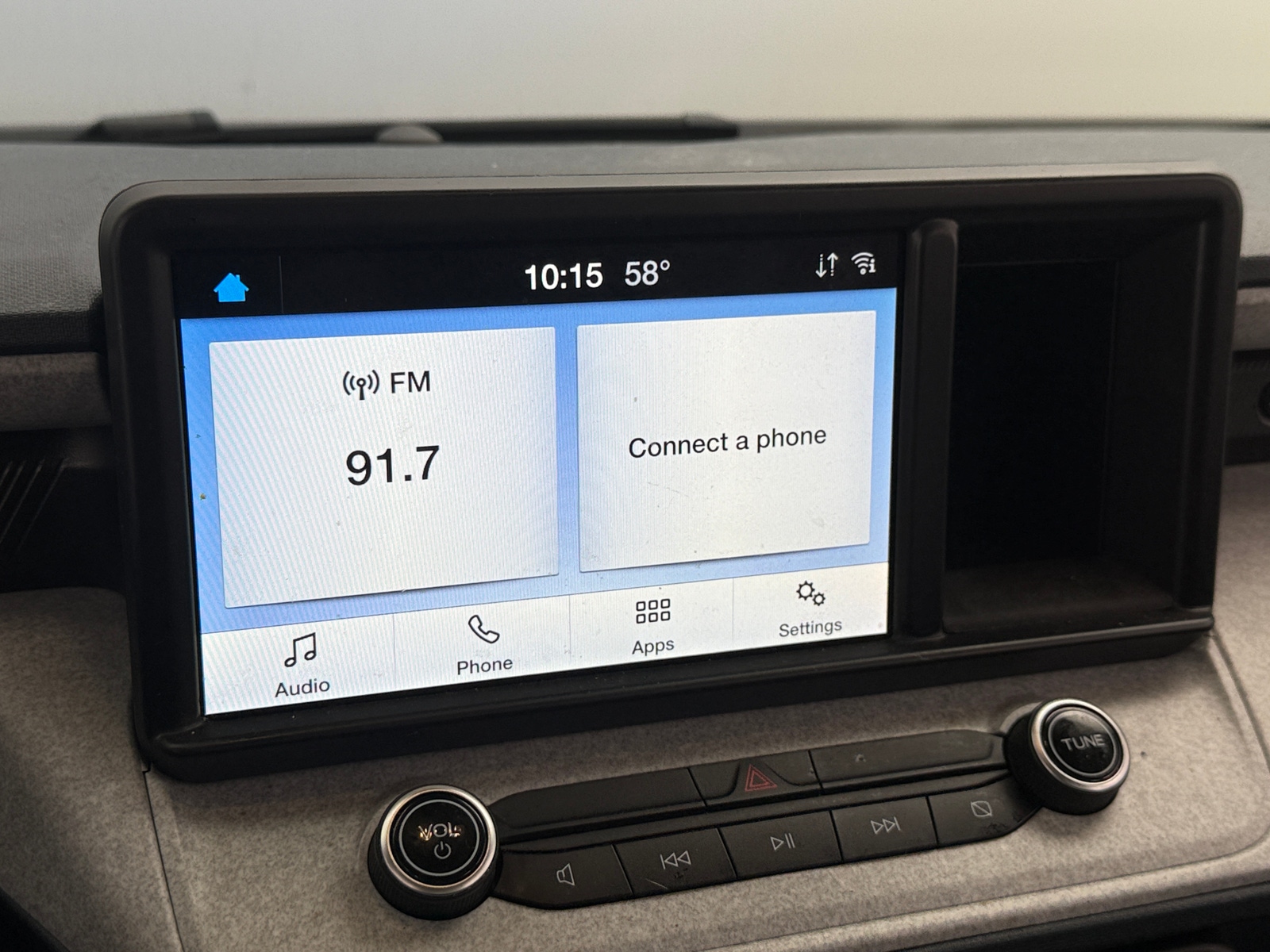 Thumbnail: 2022 Ford Maverick - 4