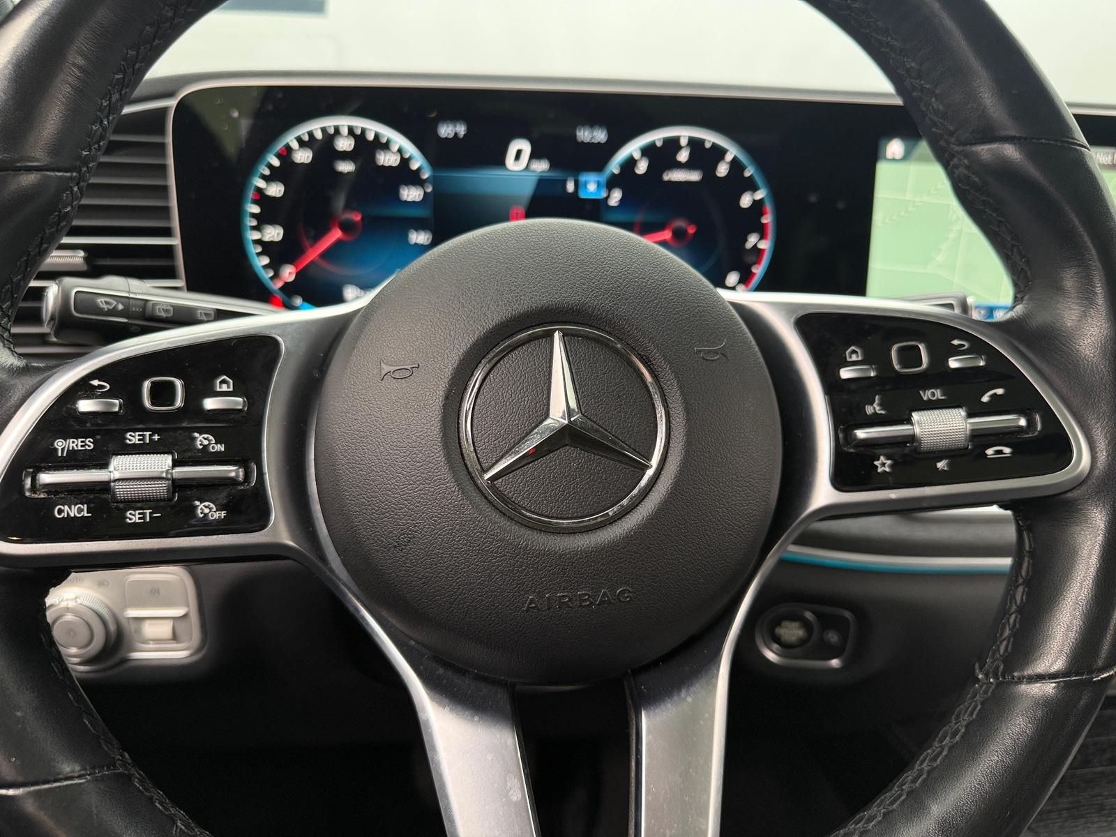 Thumbnail: 2022 Mercedes-Benz GLE - 4