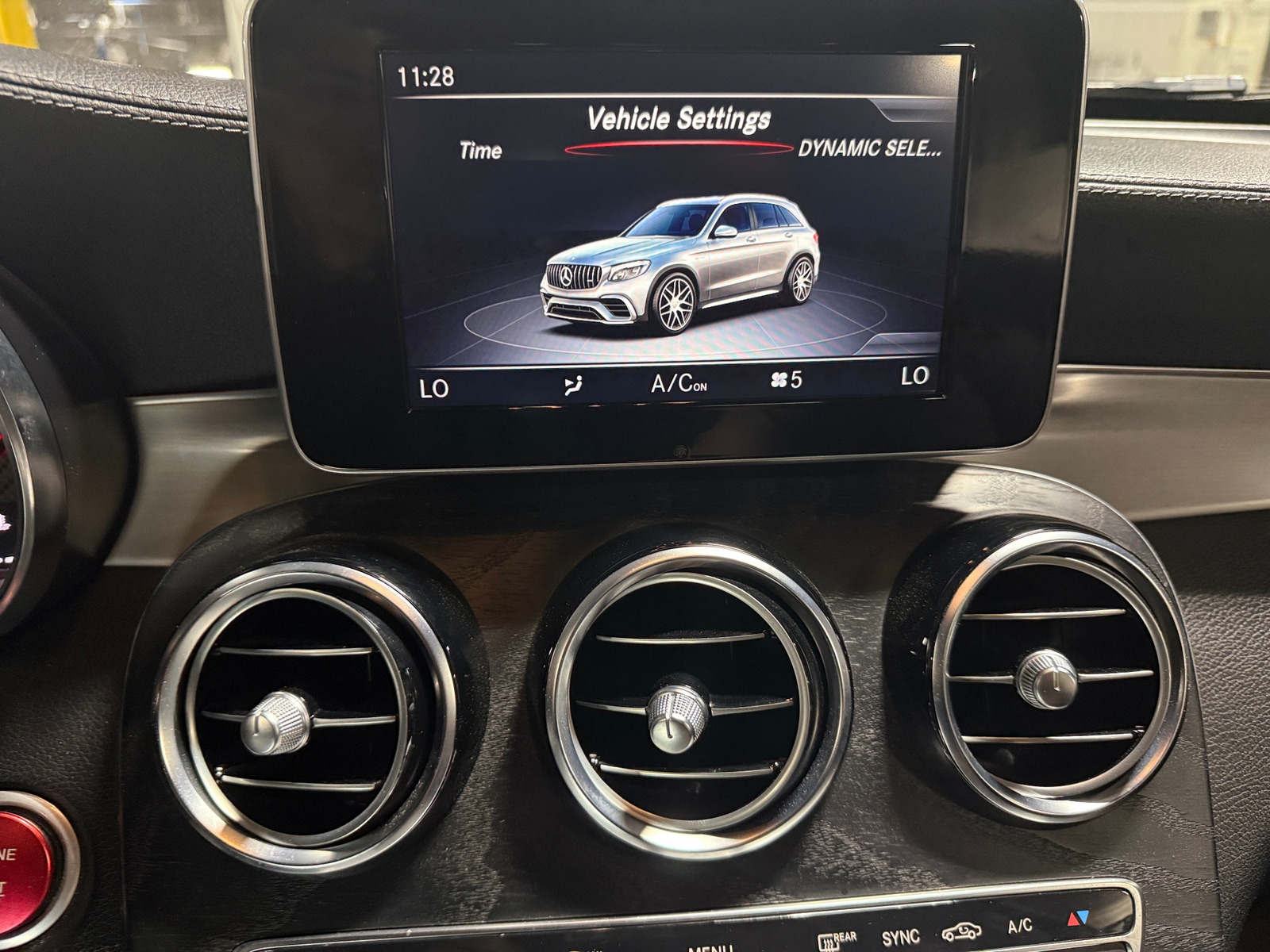 Thumbnail: 2019 Mercedes-Benz GLC - 3