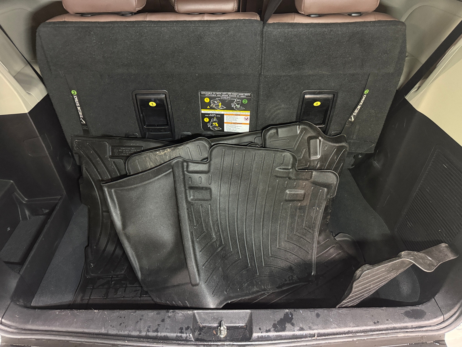 Thumbnail: 2020 Toyota Sienna - 6