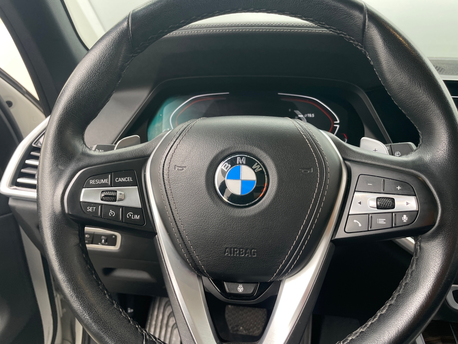 Thumbnail: 2023 BMW X5 - 4