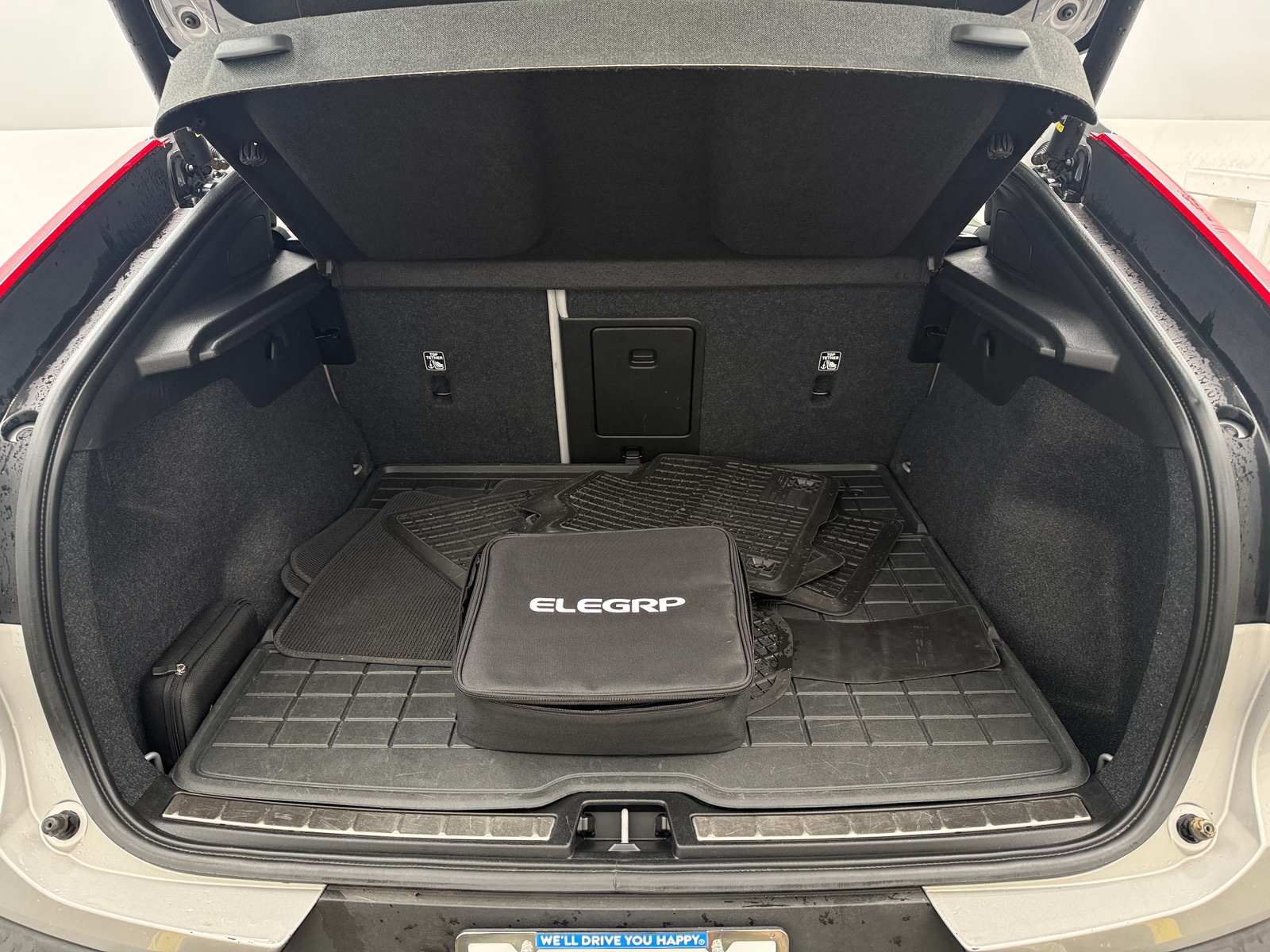 Thumbnail: 2023 Volvo C40 - 7