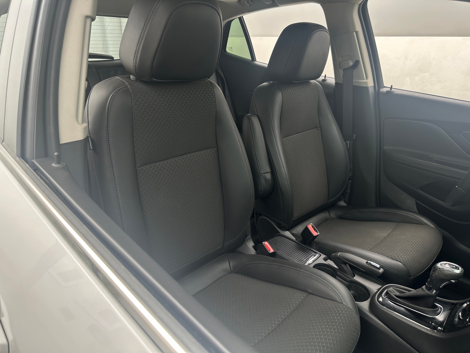 Thumbnail: 2021 Buick Encore - 2