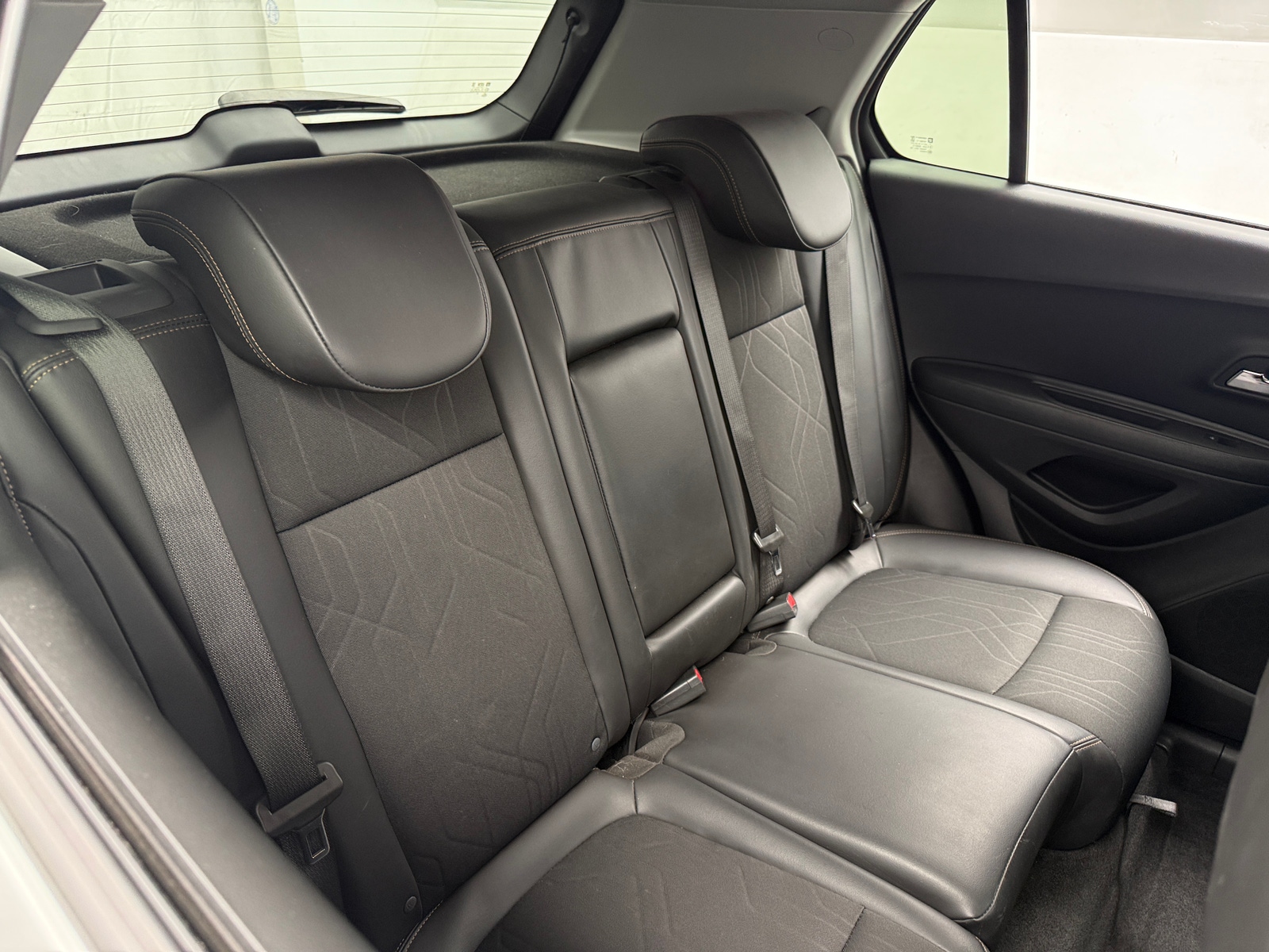 Thumbnail: 2022 Chevrolet Trax - 6