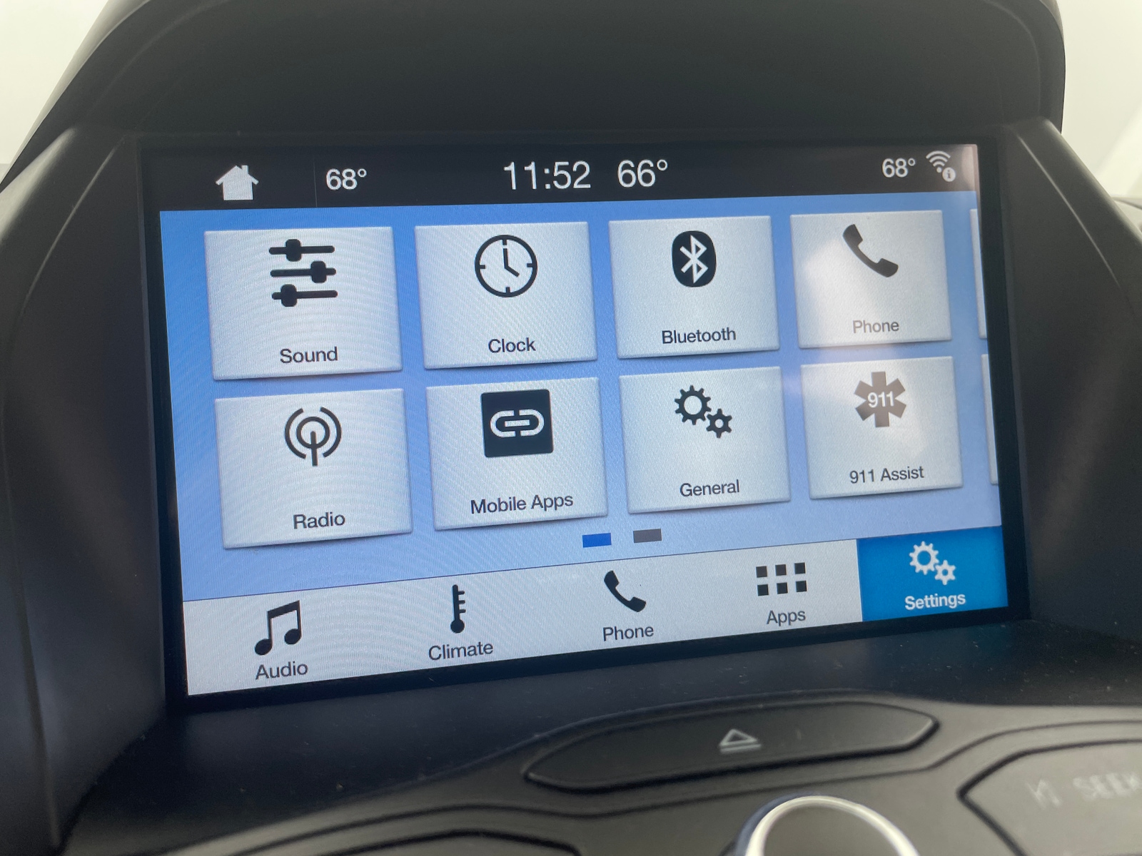 Thumbnail: 2016 Ford Escape - 4