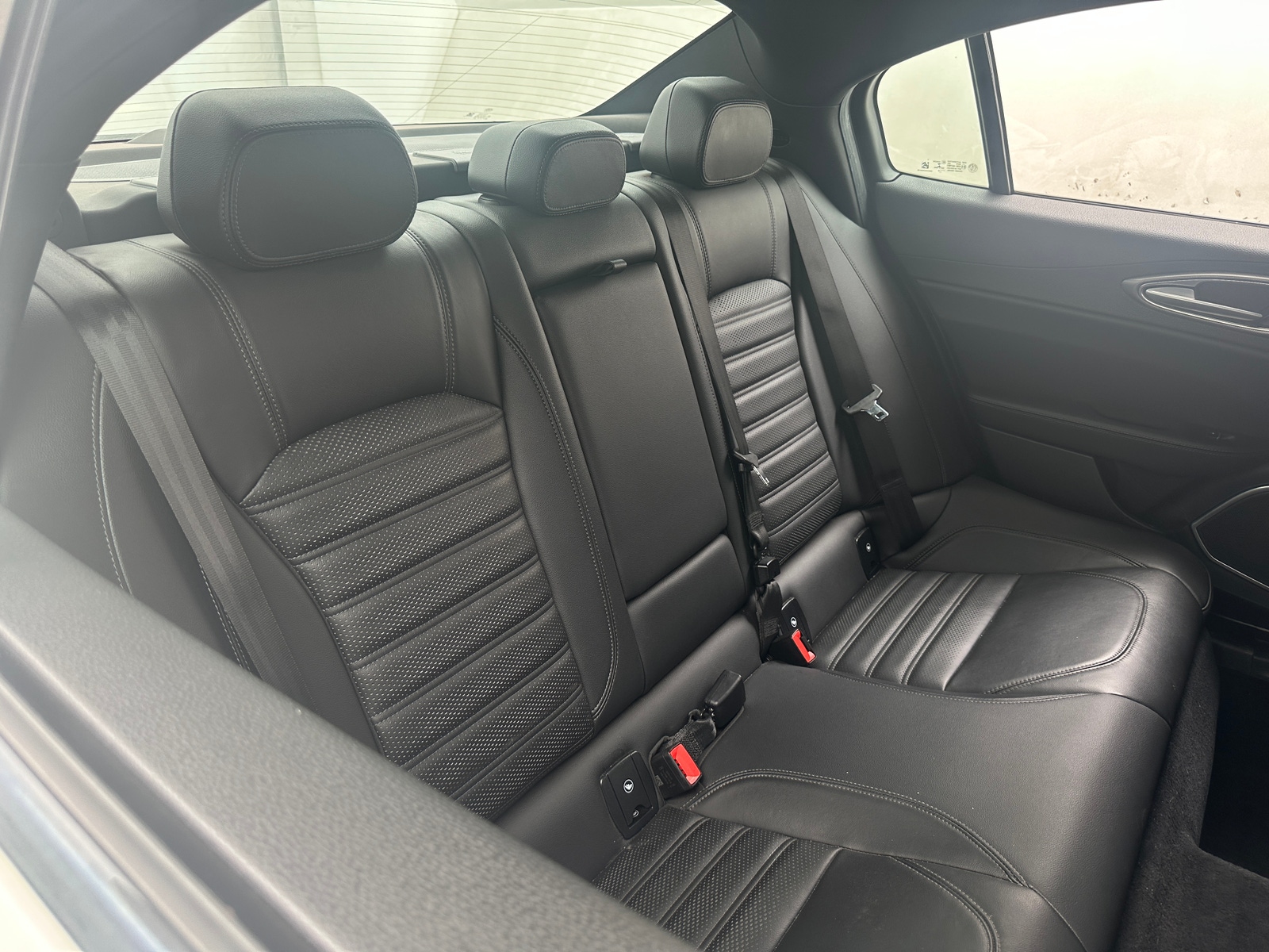 Thumbnail: 2020 Alfa Romeo Giulia - 5