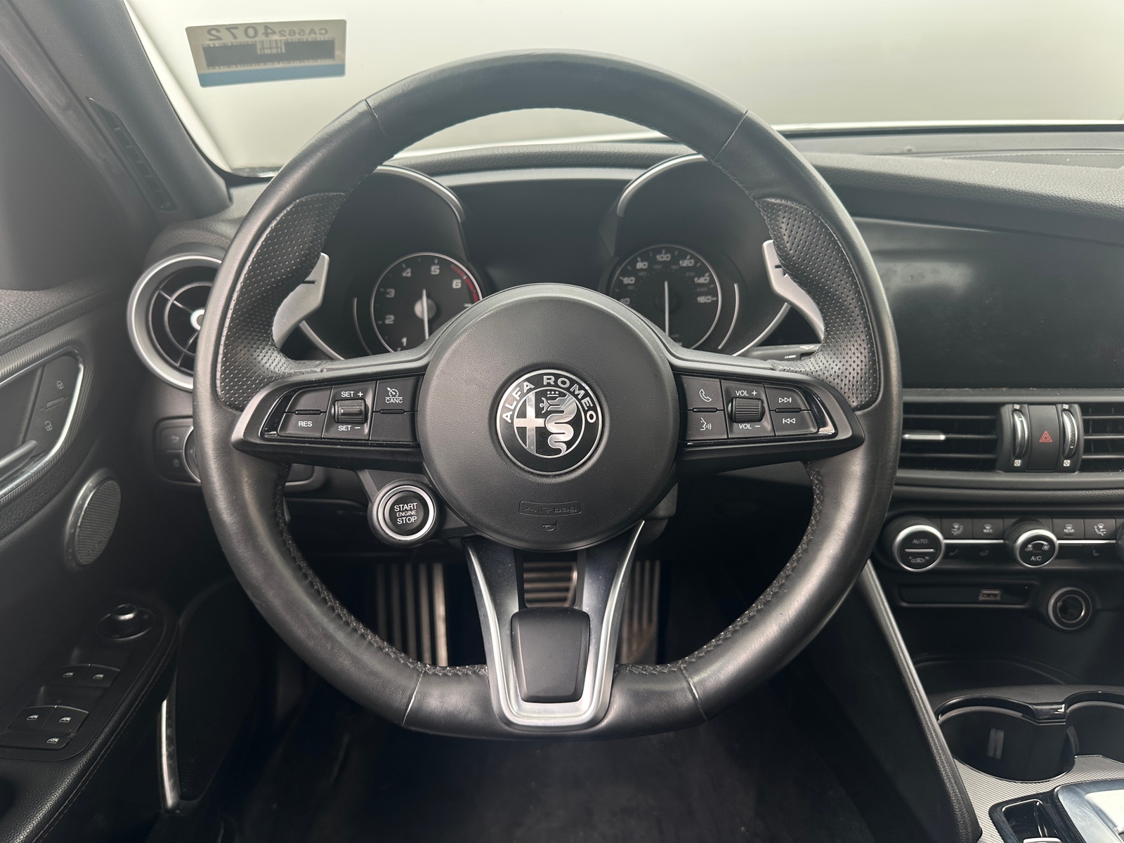 Thumbnail: 2020 Alfa Romeo Giulia - 4