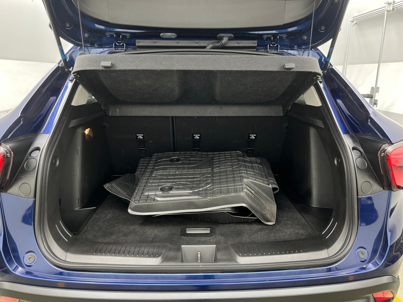 Thumbnail: 2024 Chevrolet Trax - 7