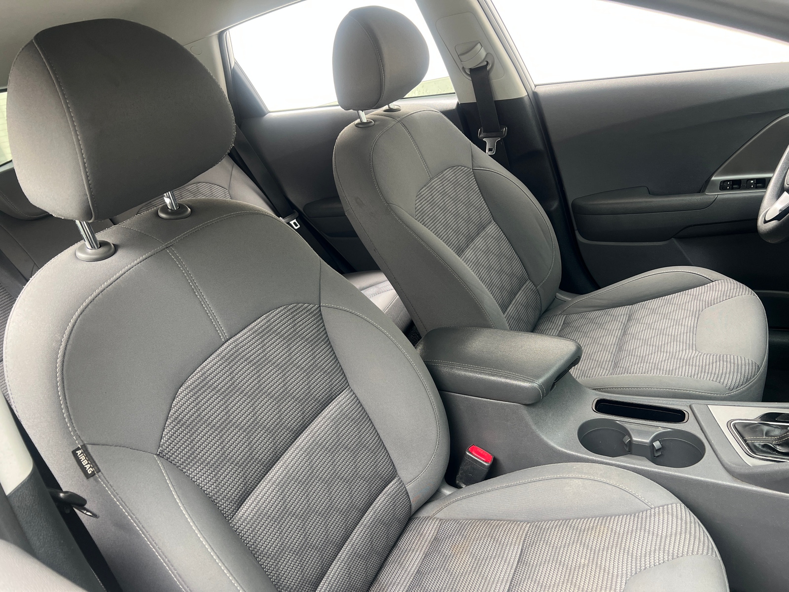 Thumbnail: 2018 Kia Niro - 2