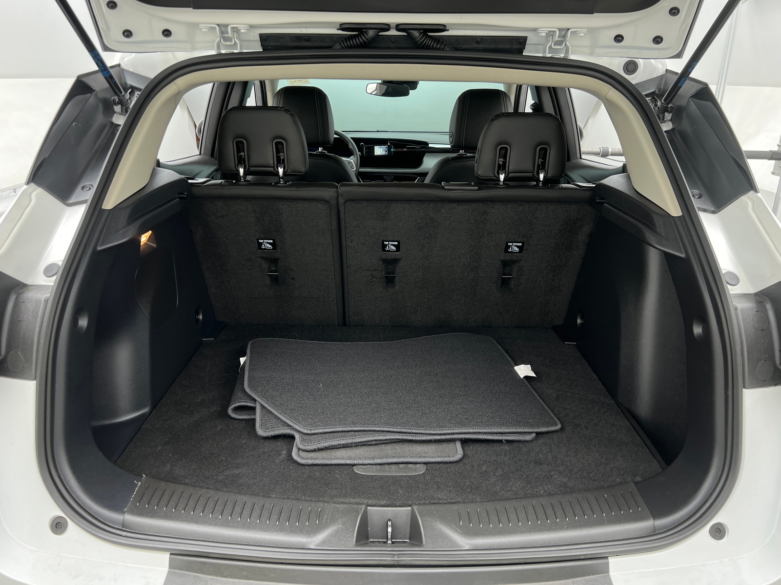 Thumbnail: 2025 Buick Encore GX - 7