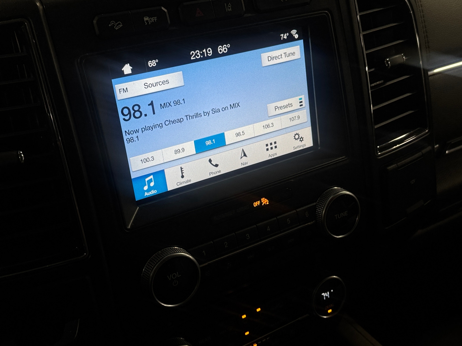 Thumbnail: 2018 Ford Expedition MAX - 3