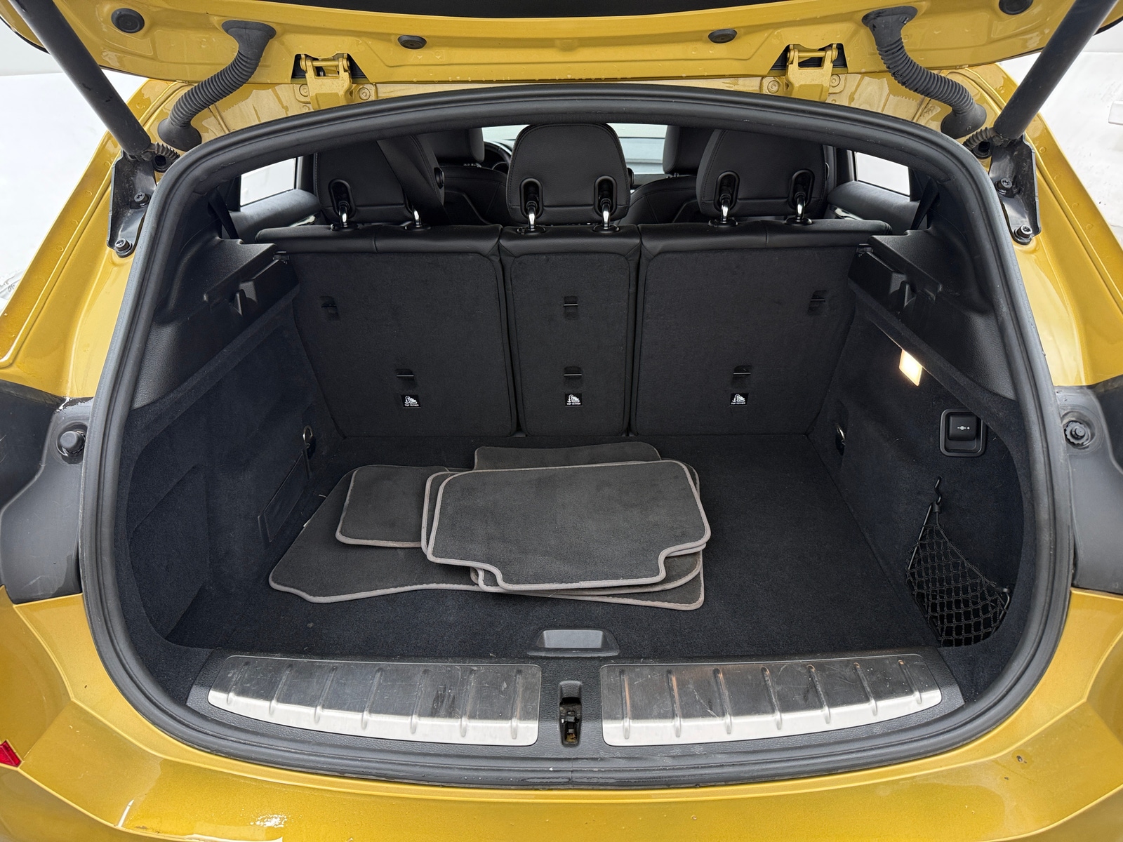 Thumbnail: 2018 BMW X2 - 6