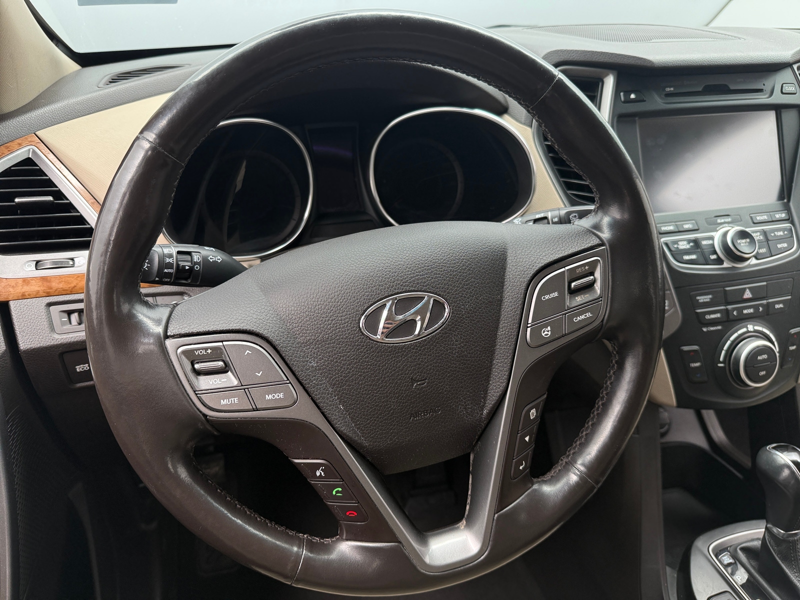 Thumbnail: 2014 Hyundai Santa Fe - 4