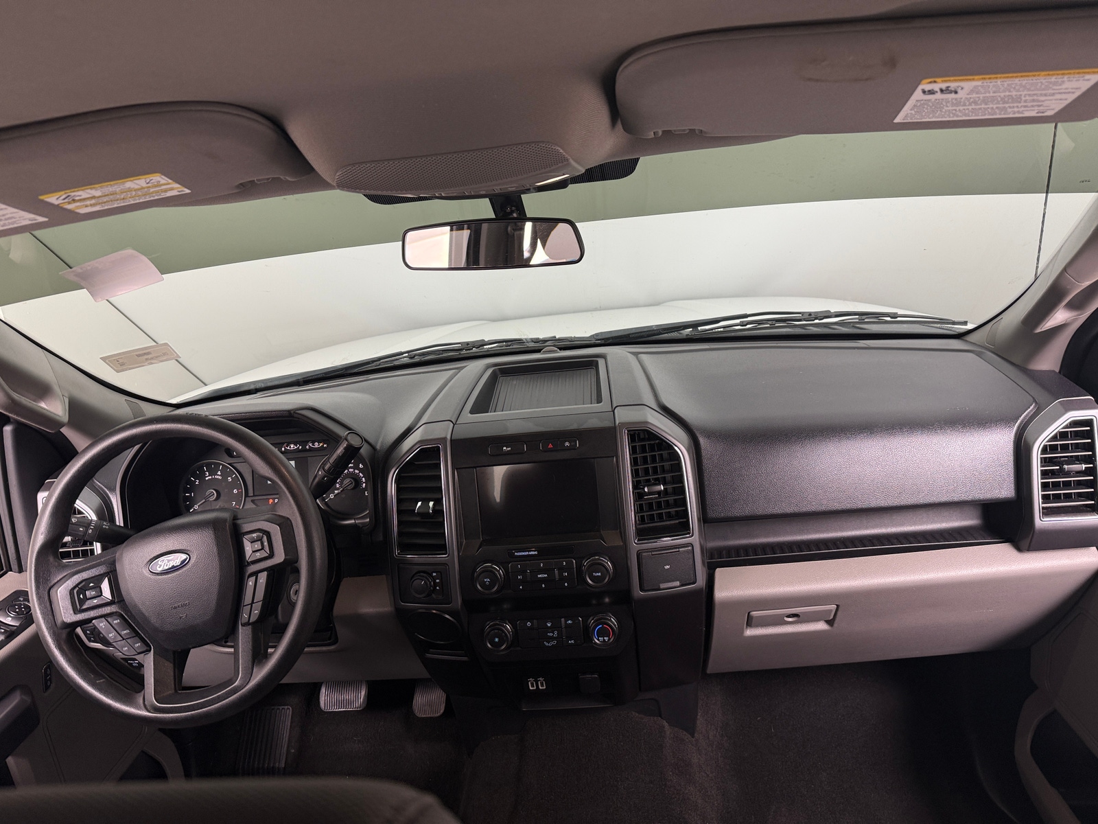 Thumbnail: 2020 Ford Econoline - 3