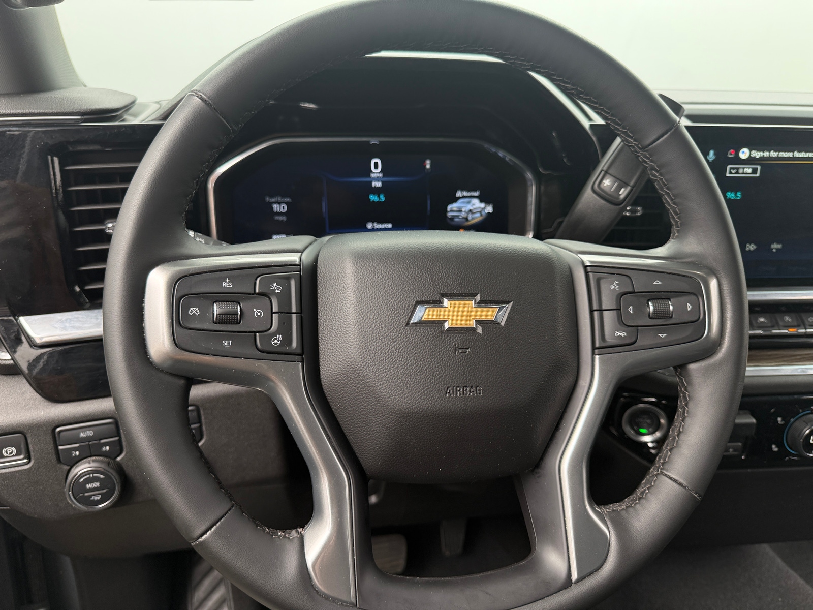 Thumbnail: 2025 Chevrolet Silverado 1500 - 5