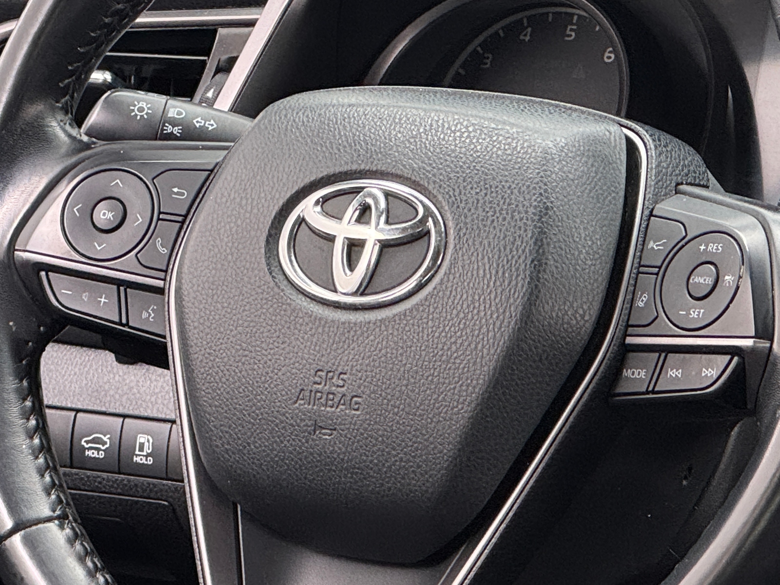 Thumbnail: 2022 Toyota Camry - 4