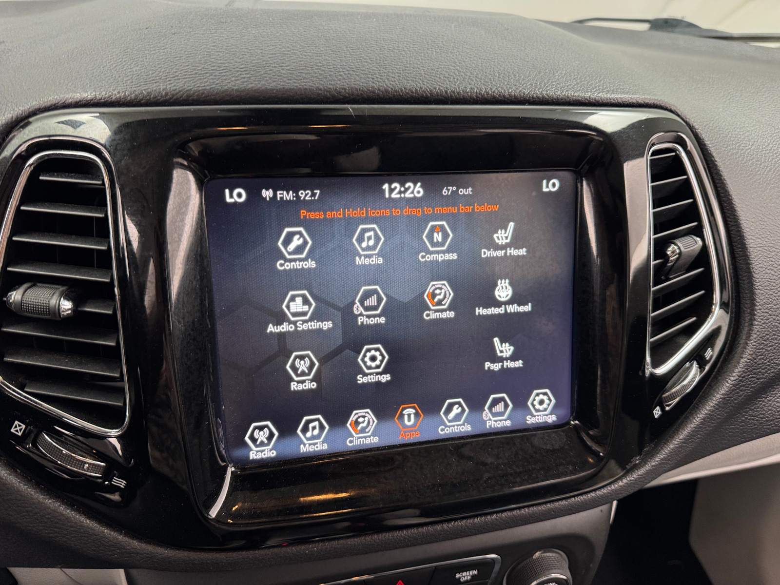 Thumbnail: 2018 Jeep Compass - 3