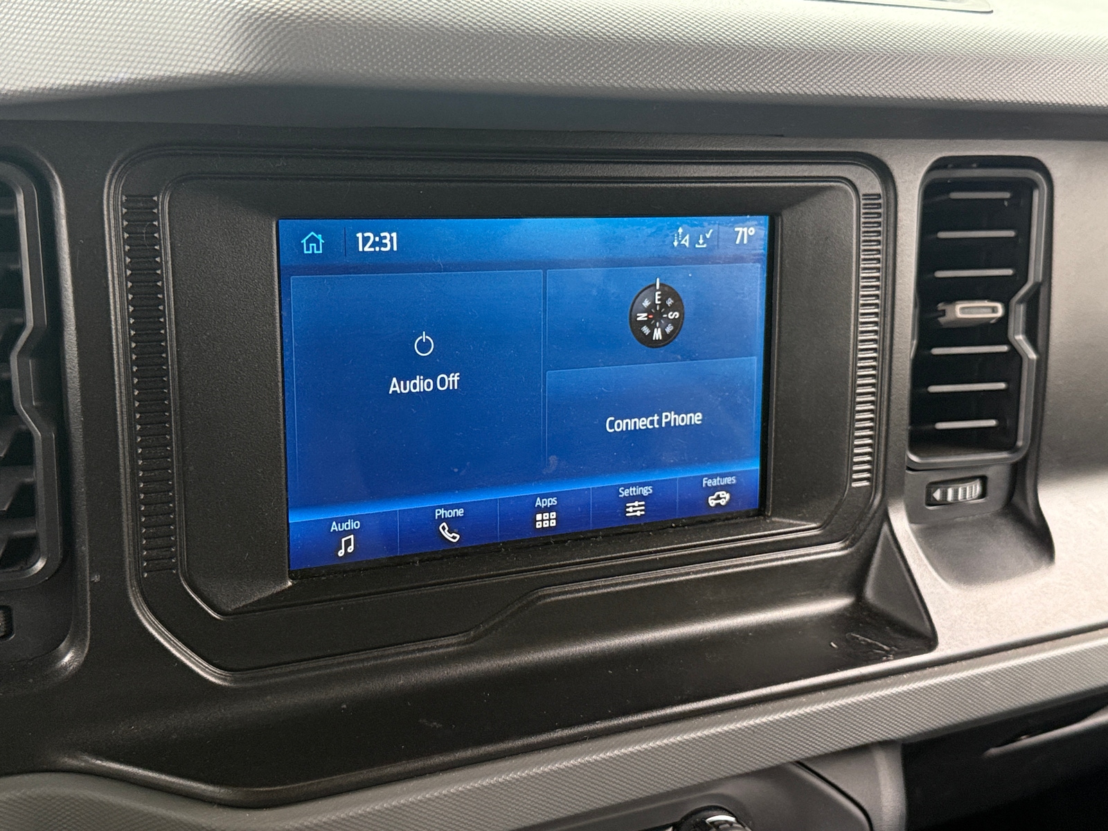 Thumbnail: 2022 Ford Bronco - 4