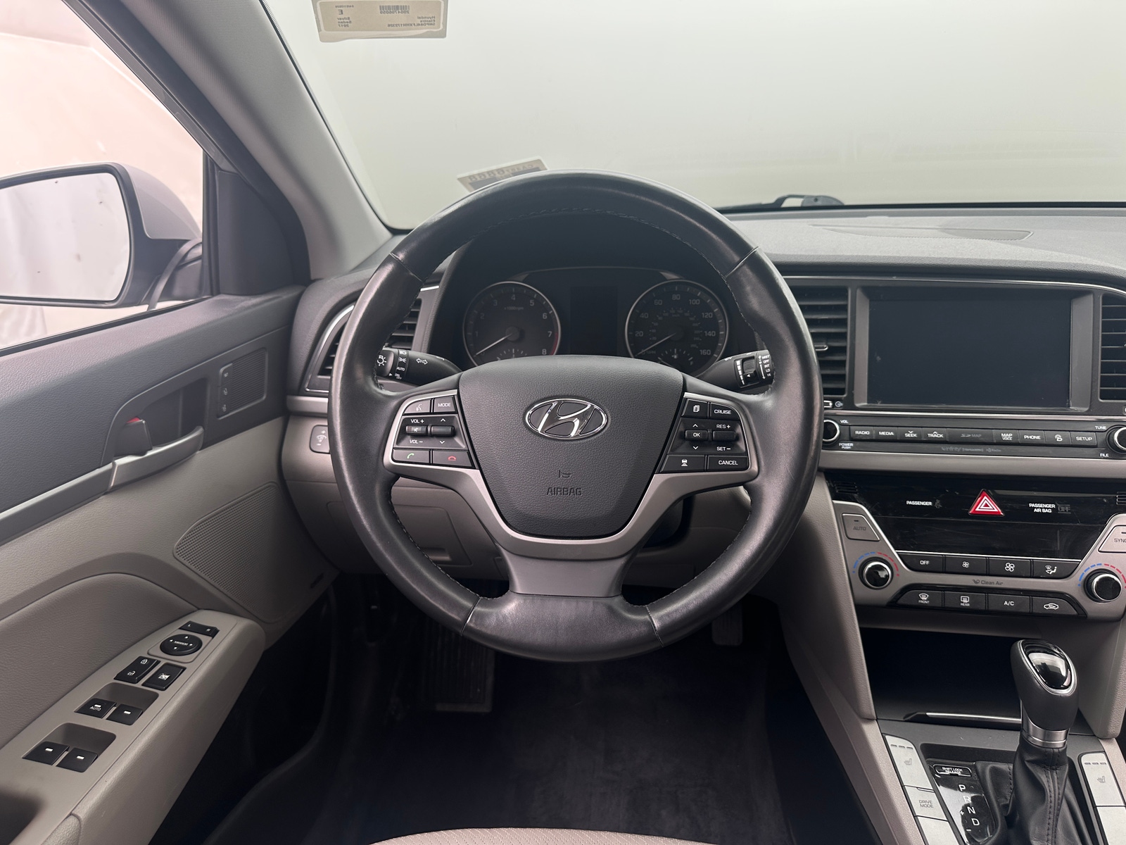 Thumbnail: 2017 Hyundai Elantra - 4