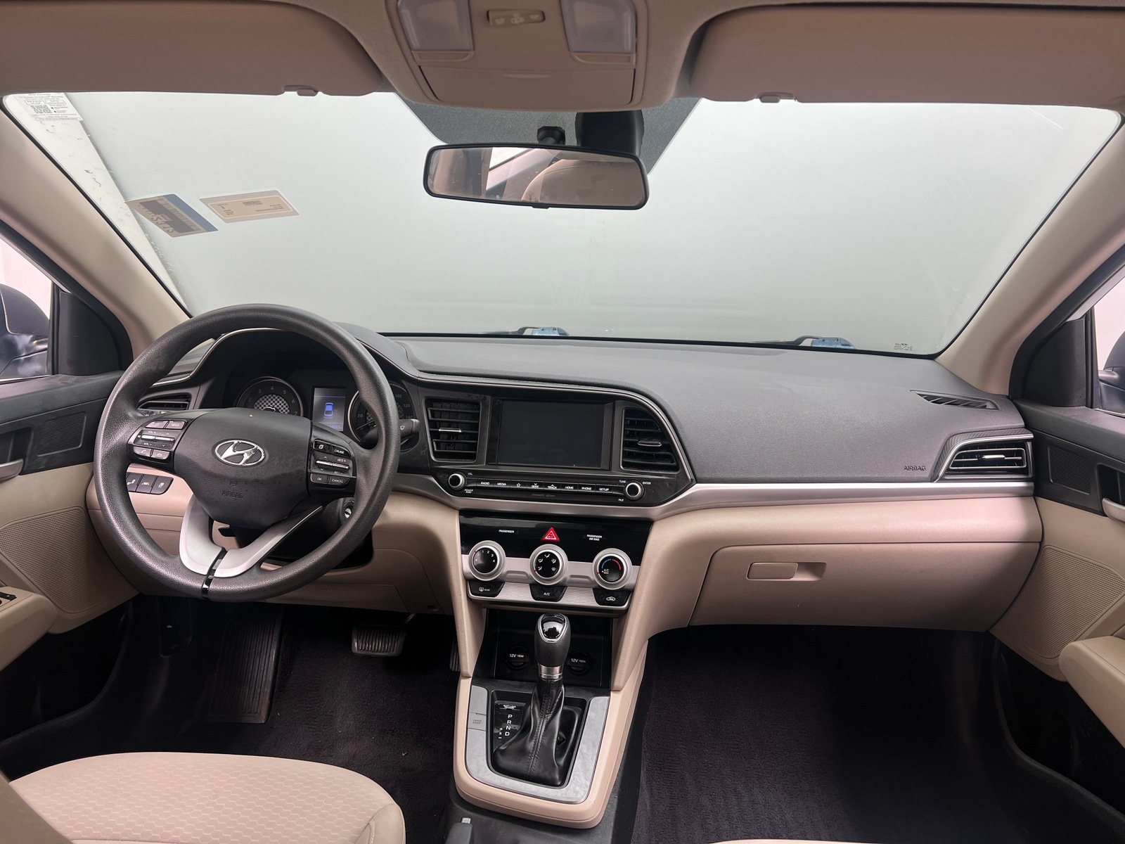 Thumbnail: 2019 Hyundai Elantra - 3