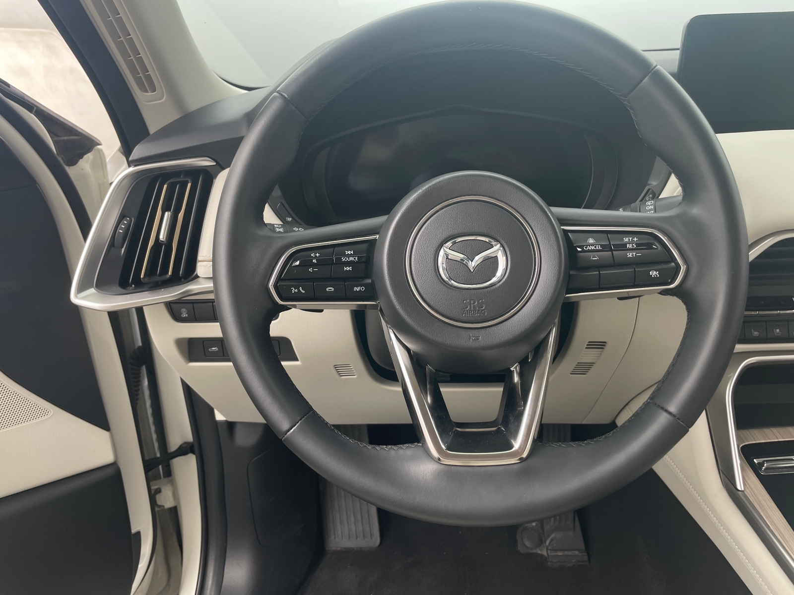 Thumbnail: 2024 Mazda CX-90 - 4