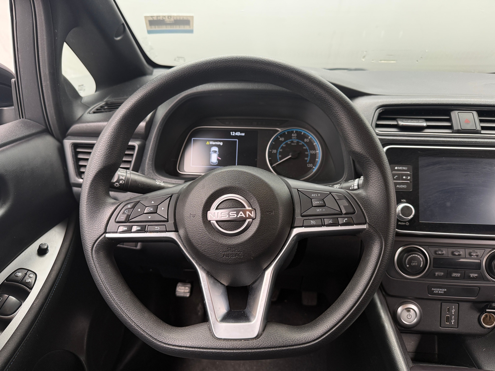 Thumbnail: 2023 Nissan Leaf - 5