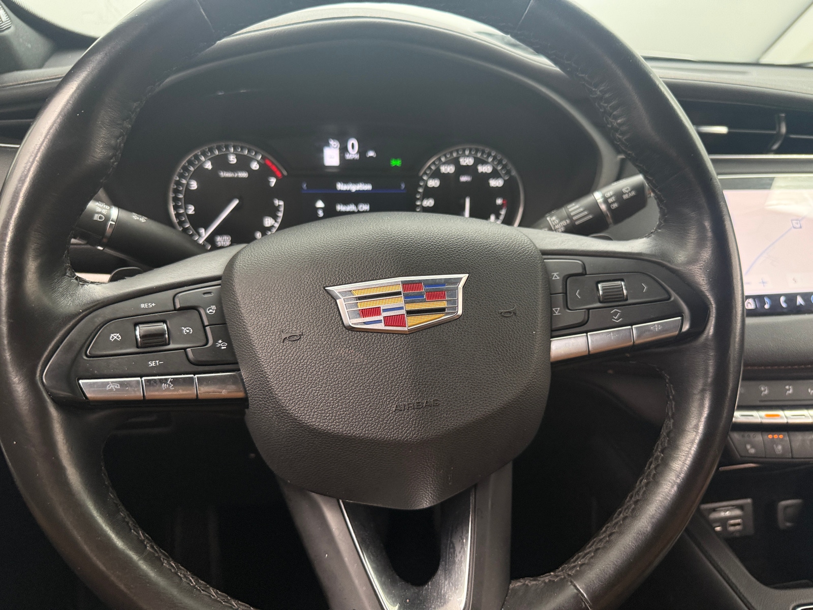 Thumbnail: 2023 Cadillac XT4 - 4