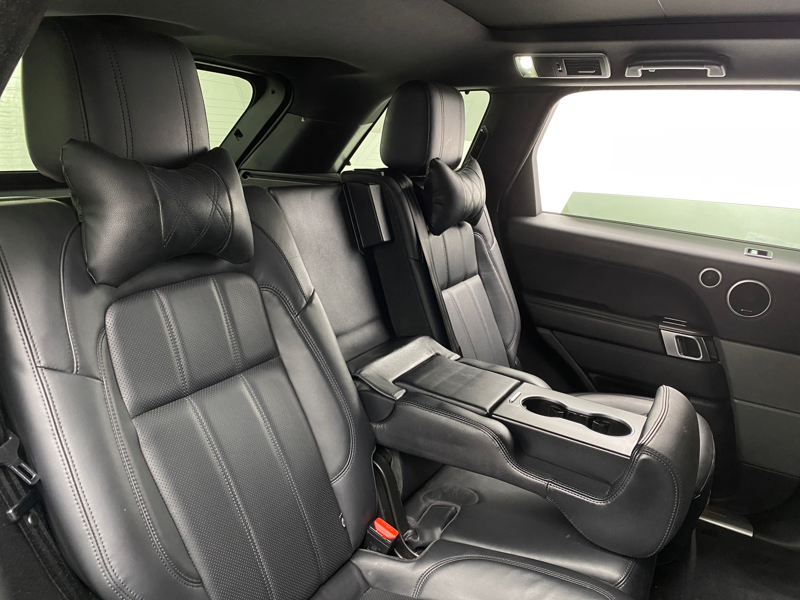 Thumbnail: 2018 Land Rover Range Rover Sport - 5