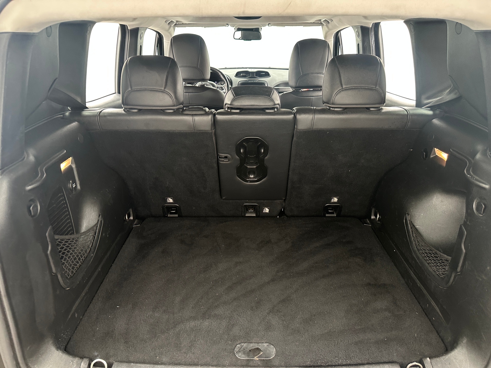 Thumbnail: 2016 Jeep Renegade - 7