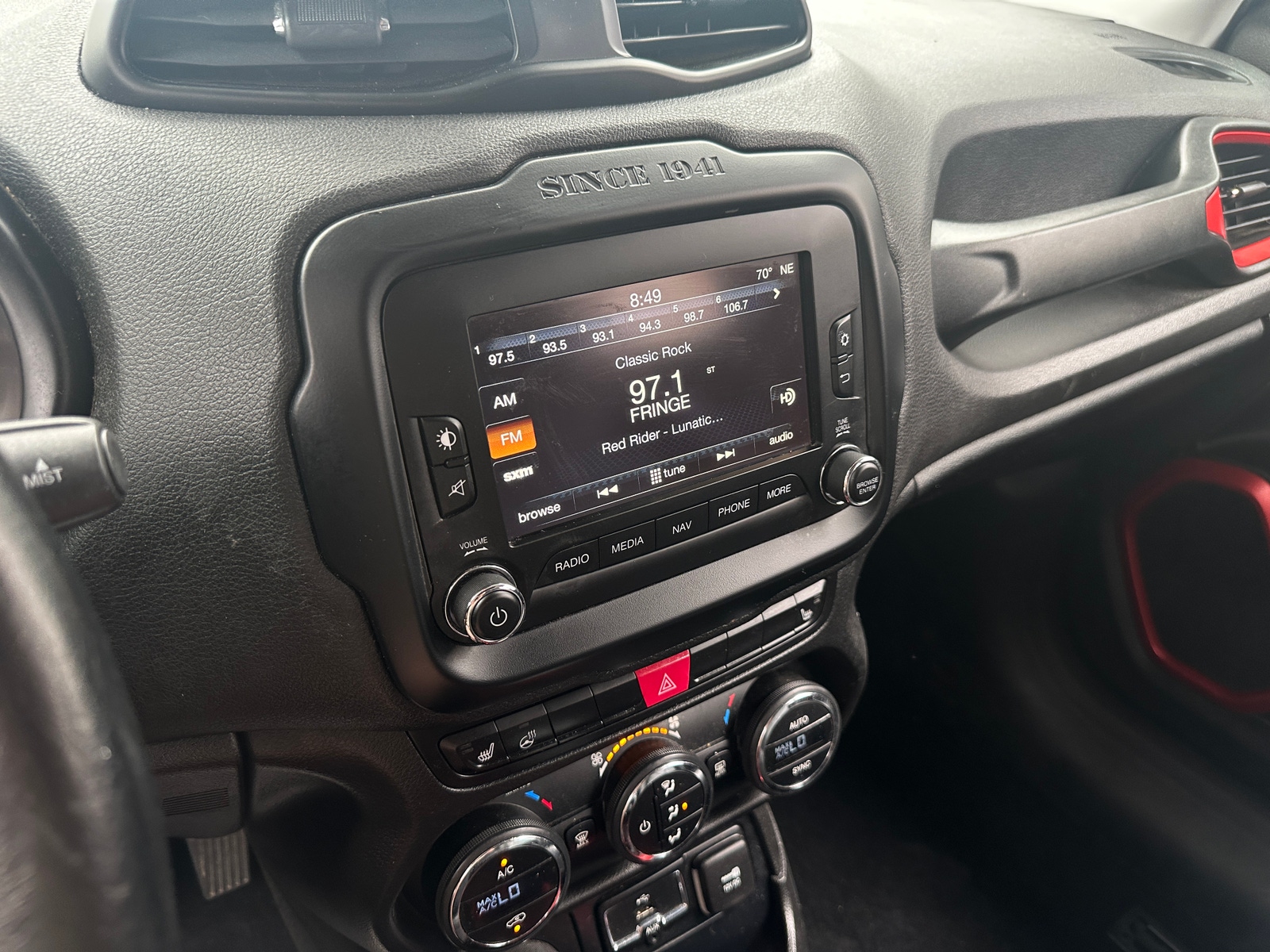 Thumbnail: 2016 Jeep Renegade - 4