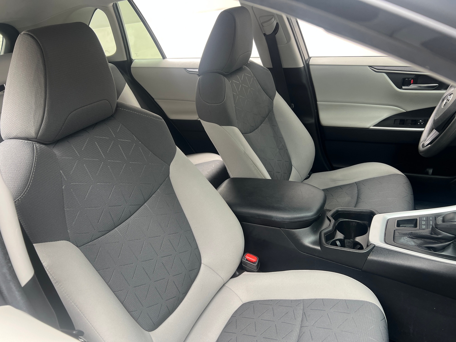 Thumbnail: 2021 Toyota RAV4 - 2