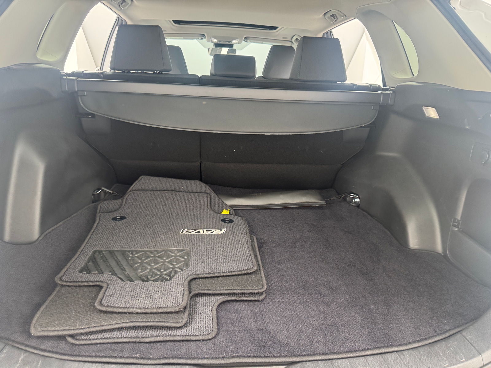 Thumbnail: 2023 Toyota RAV4 - 7