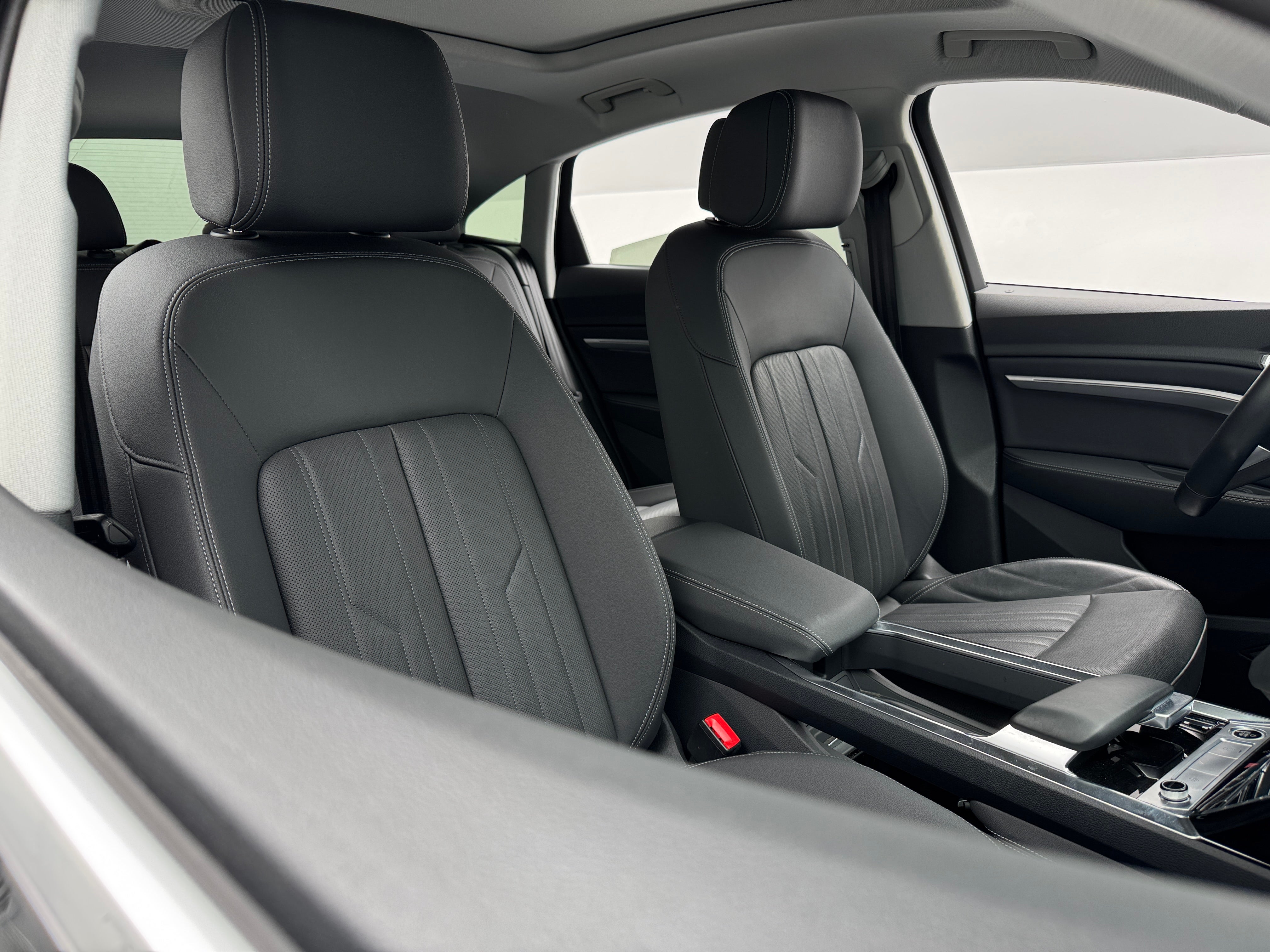 Used 2022 Audi e-tron Sportback Premium Plus with VIN WA12AAGE1NB031793 for sale in Oak Creek, WI
