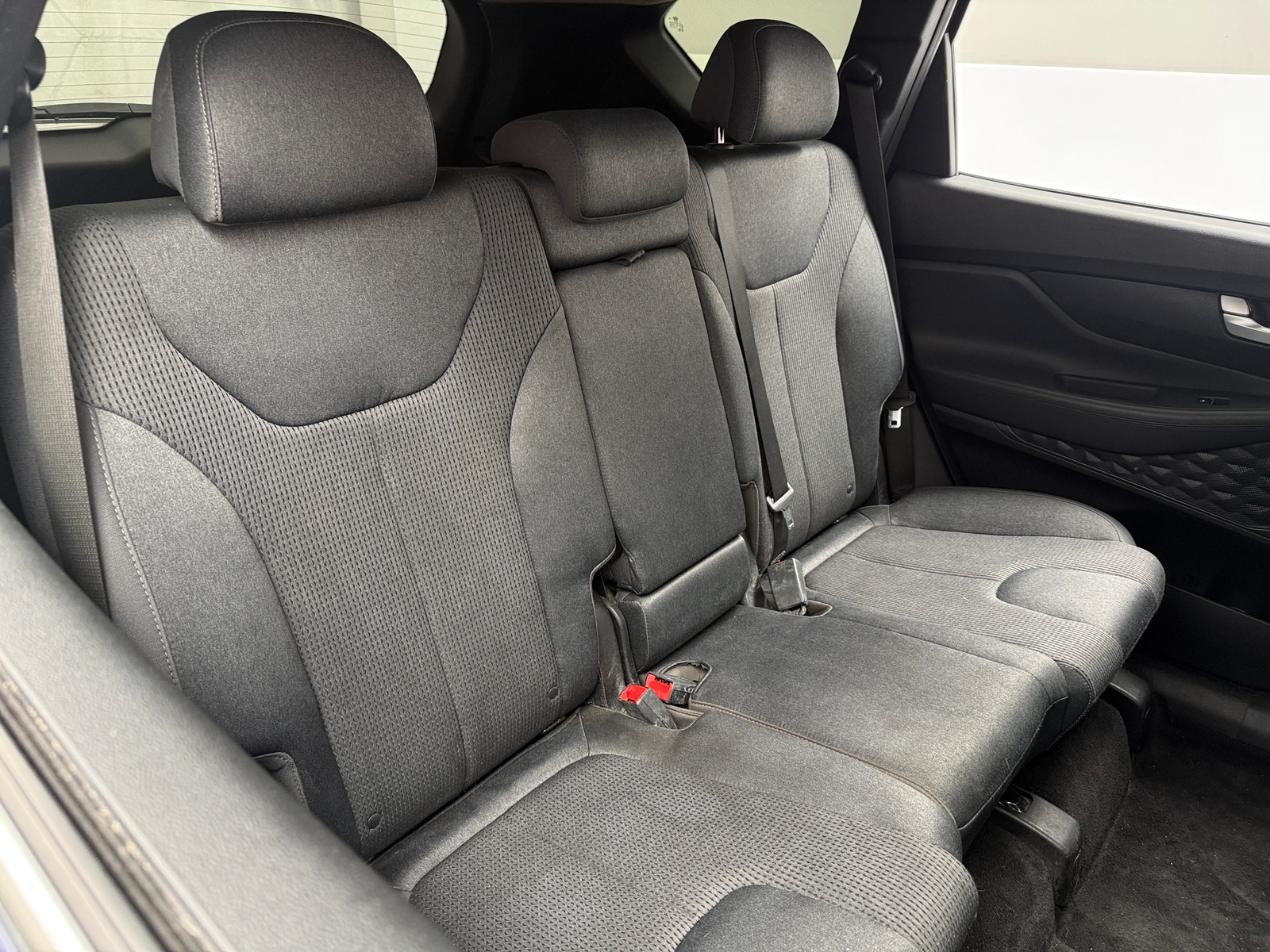 Thumbnail: 2019 Hyundai Santa Fe - 6