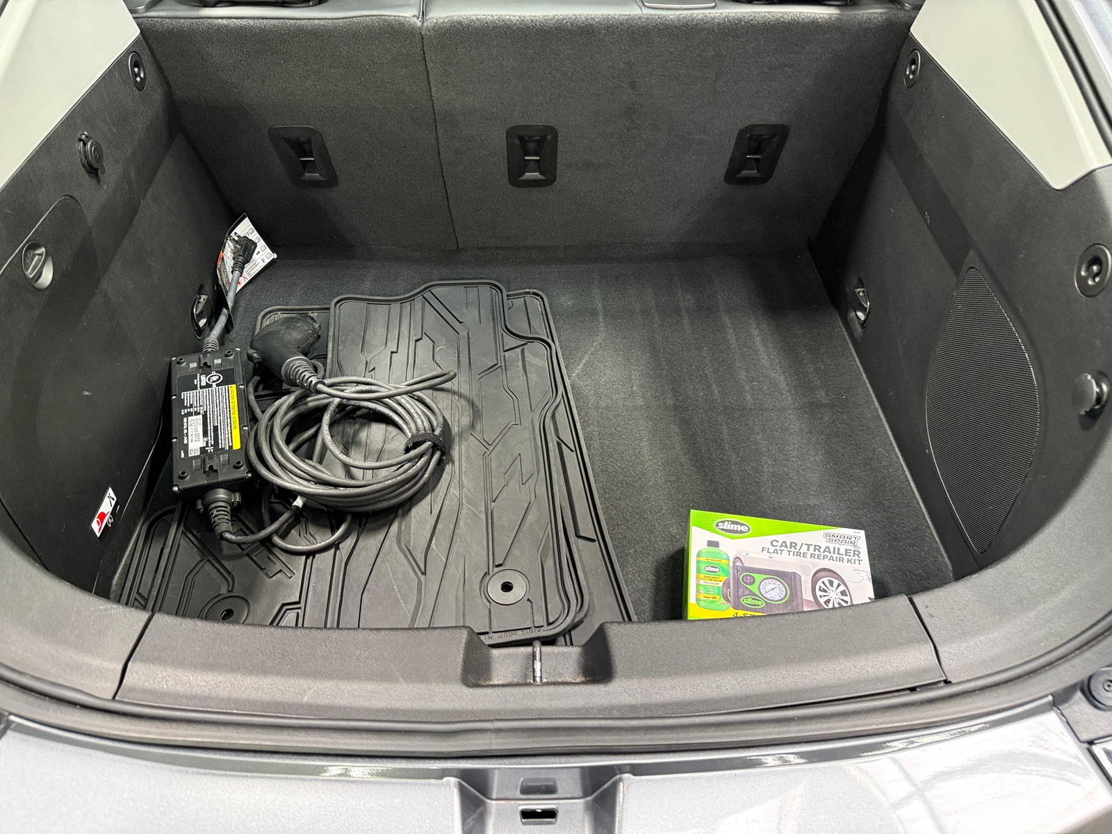 Thumbnail: 2018 Chevrolet Volt - 6