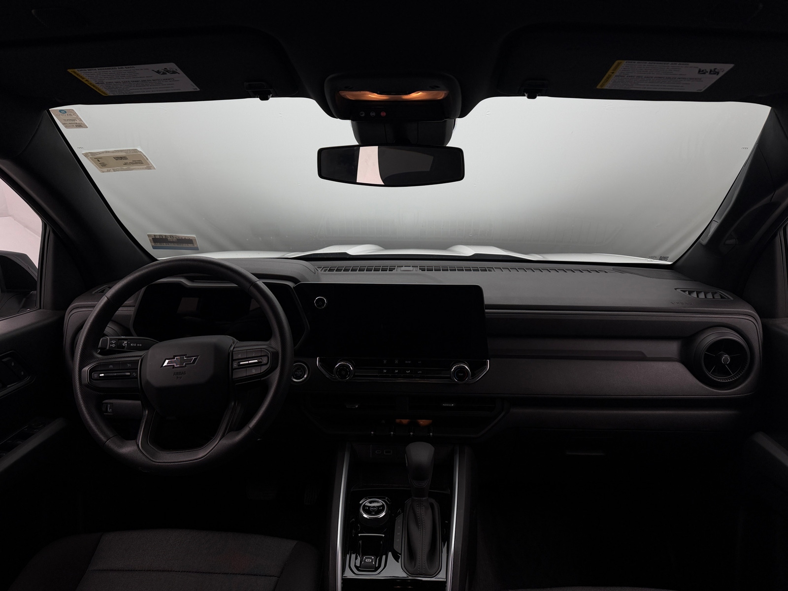 Thumbnail: 2023 Chevrolet Colorado - 3