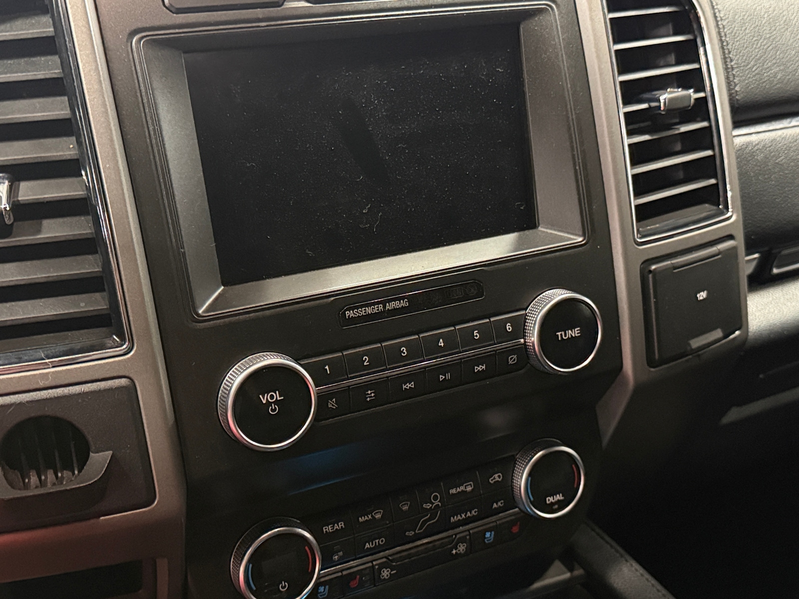 Thumbnail: 2020 Ford Expedition MAX - 4