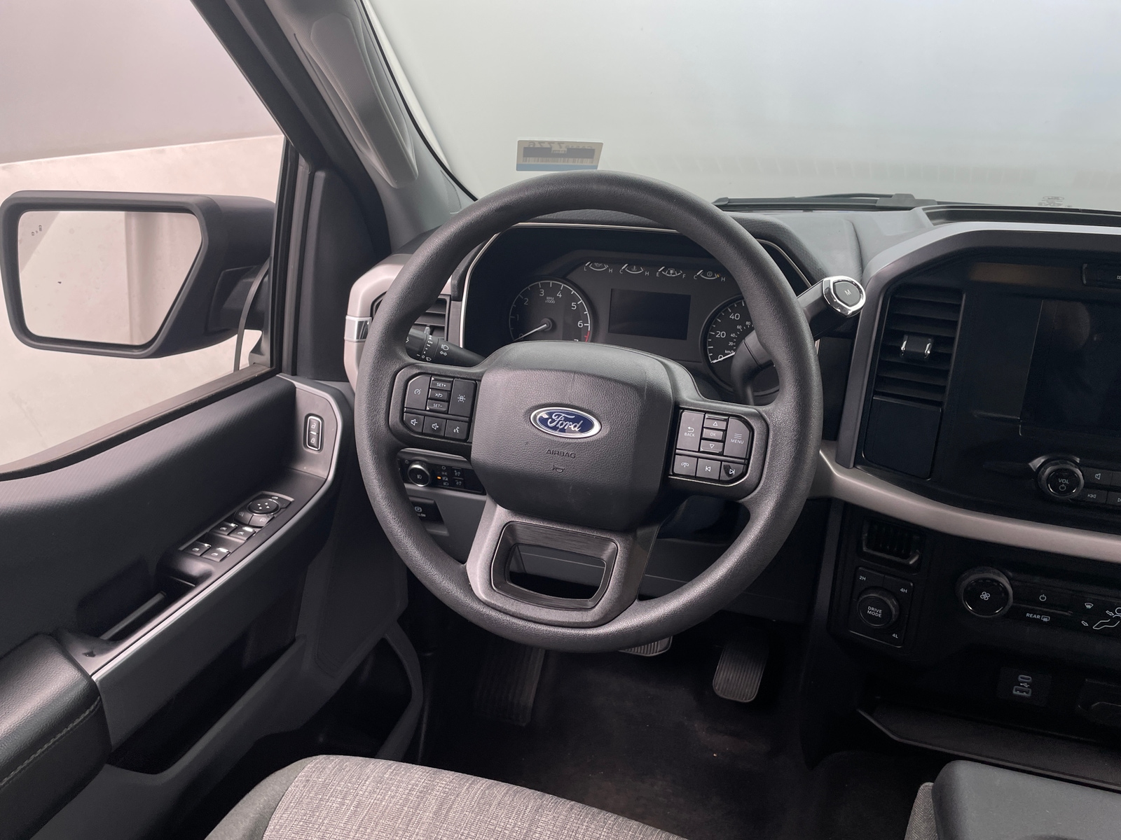 Thumbnail: 2023 Ford Econoline - 5