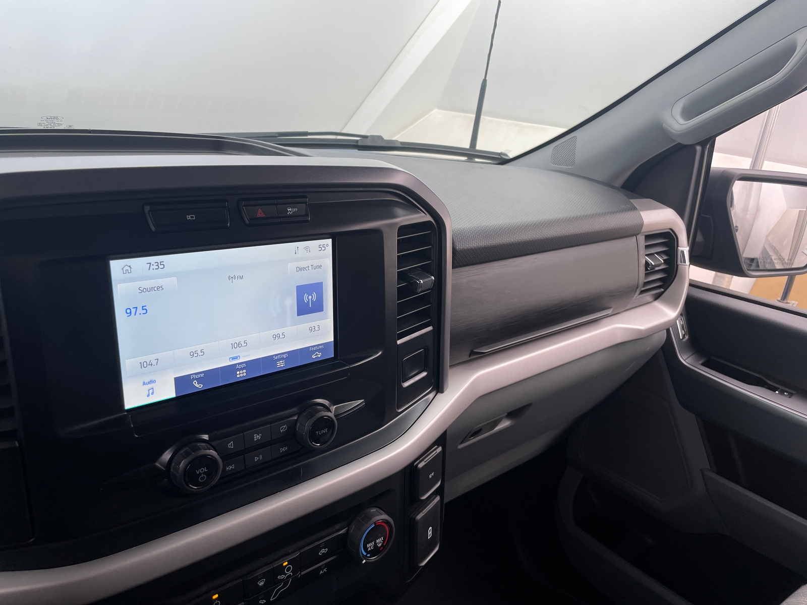 Thumbnail: 2023 Ford Econoline - 4