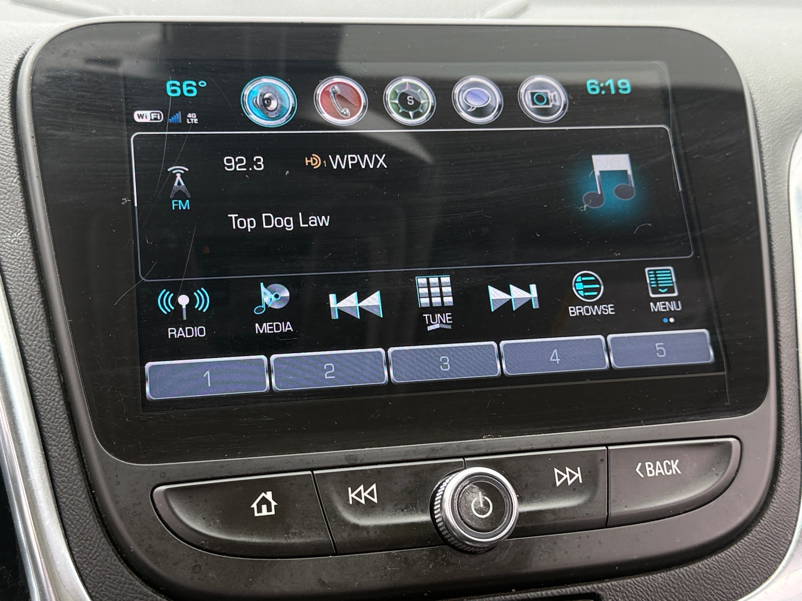 Thumbnail: 2018 Chevrolet Equinox - 3