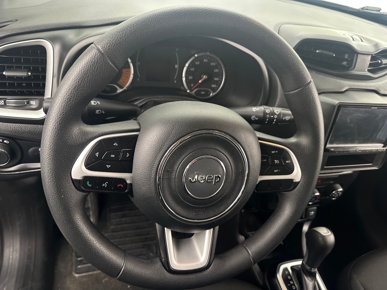 Thumbnail: 2020 Jeep Renegade - 5