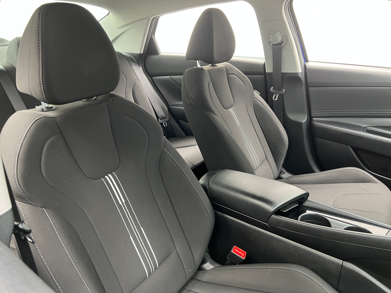 Thumbnail: 2023 Hyundai Elantra - 2