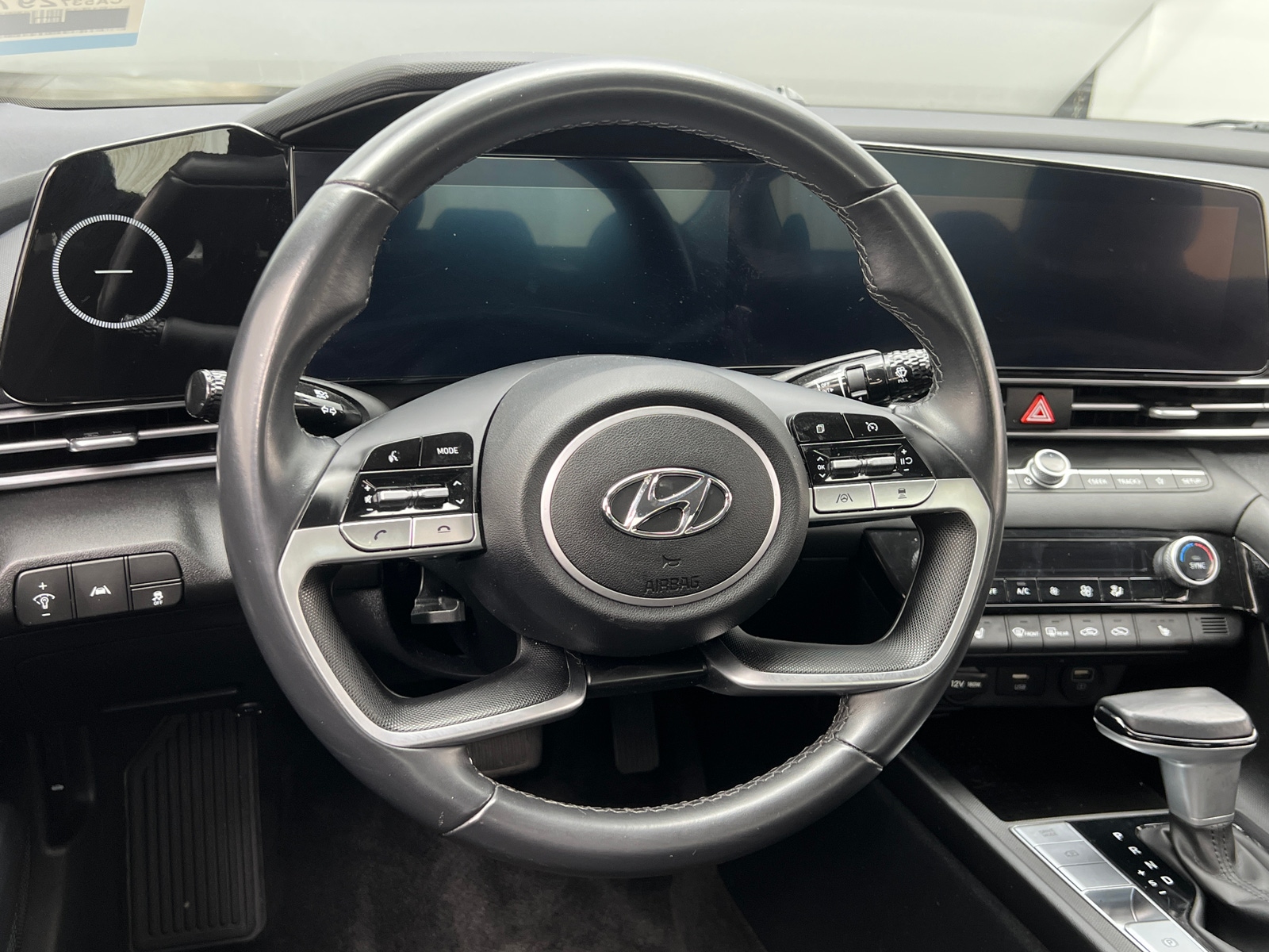 Thumbnail: 2023 Hyundai Elantra - 5